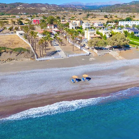 Villa Maria Beachfront Kiotari
