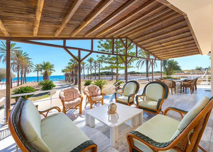 빌라 Maria Beachfront *