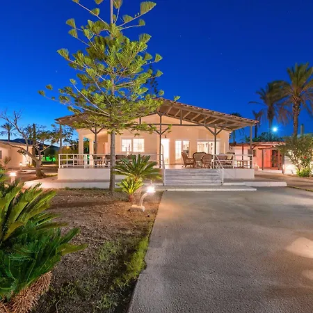 Maria Beachfront فيلة كوتاري
